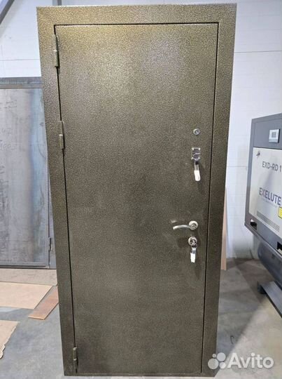 Металлическая дверь. Доставка/Монтаж/Установка