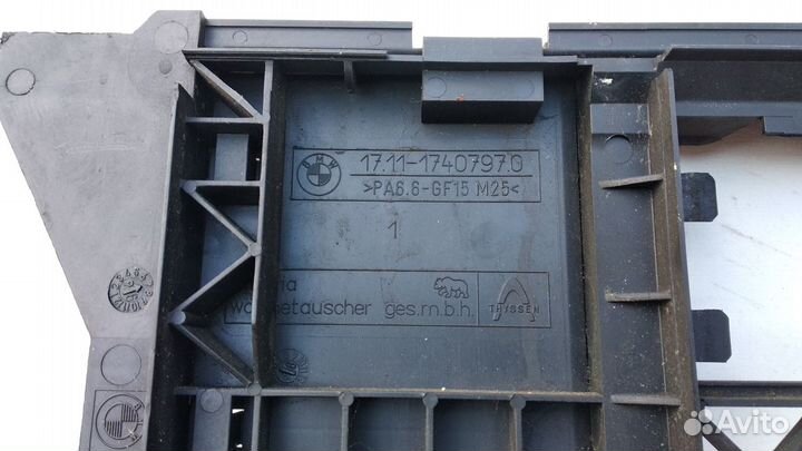 Рамка радиатора BMW E39