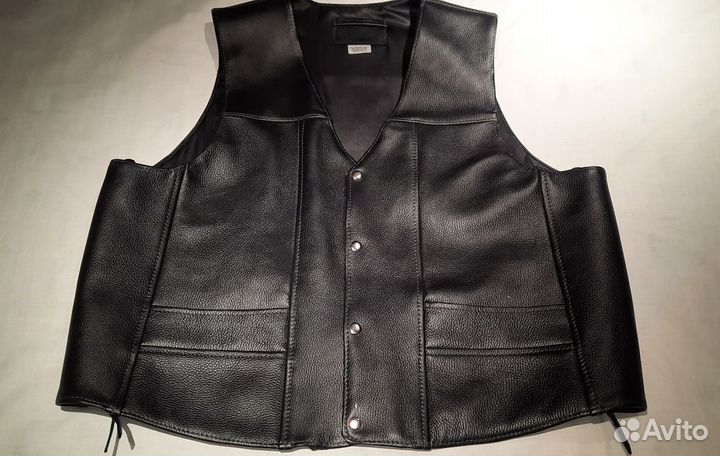 Мужской кожаный жилет для байкеров