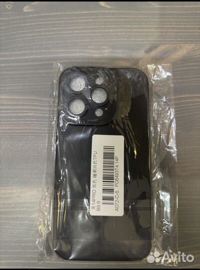 Черный Чехол на iPhone 14 Pro