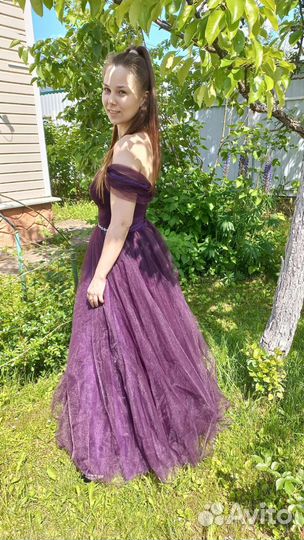 Вечернее платье