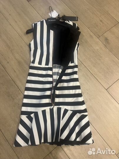Платье Pinko xs