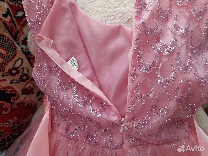 Платье для девочки на выпускной в детский сад