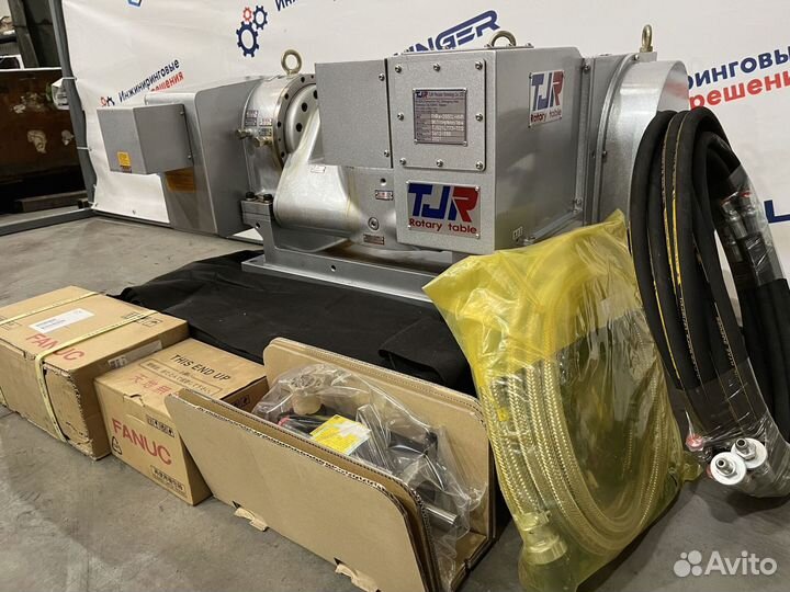 Наклонно-поворотный стол с чпу FHR(s) -255CL