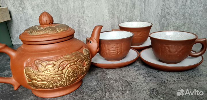 Глиняный чайный сервиз