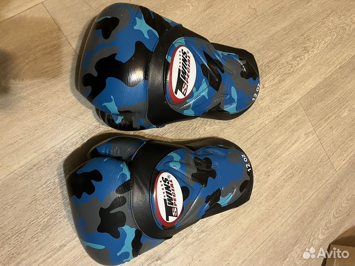 Перчатки для бокса twins army