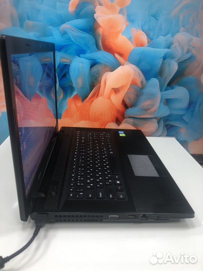 Lenovo 17.3