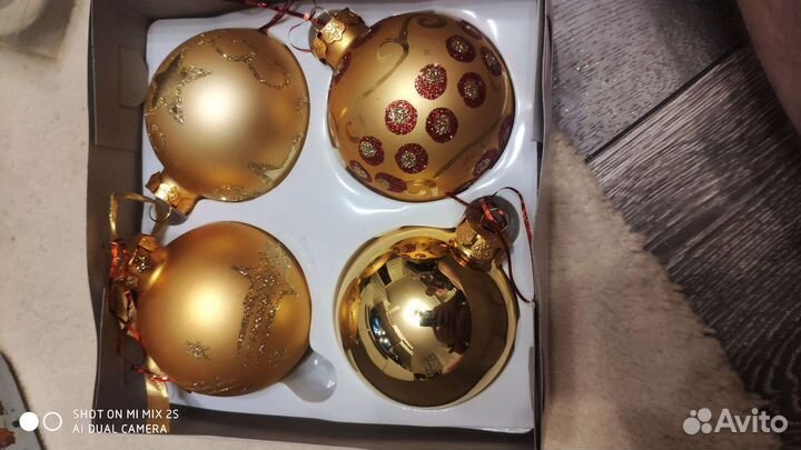 Новогодние игрушки