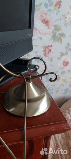 Лампа прикроватная настольная