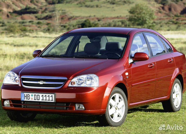 Лобовое стекло Шевроле Лачетти