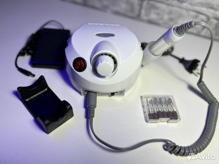 Аппарат для маникюра и педикюра