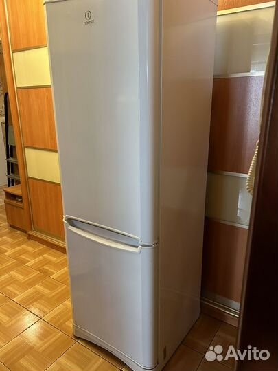 Холодильник