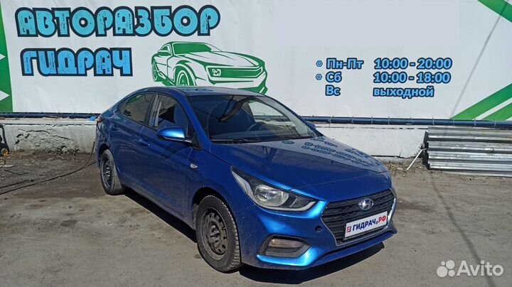 Направляющая стекла двери передней правой Hyundai