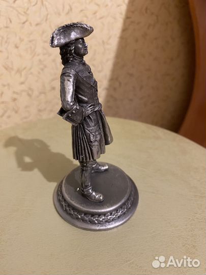 Фигурка Петр 1