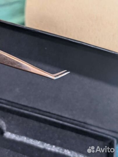 Пинцет для наращивания ресниц