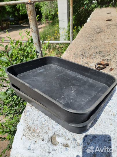 Продаю 3 таза пласт. 25л., умывальник