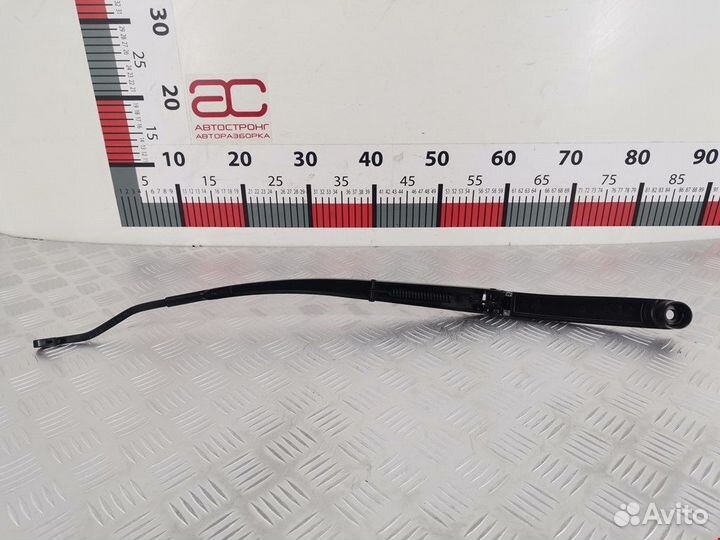 Щеткодержатель (поводок стеклоочистителя, дворник)