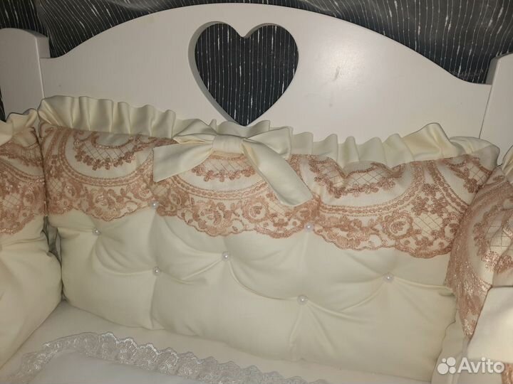 Бортики в кроватку новые