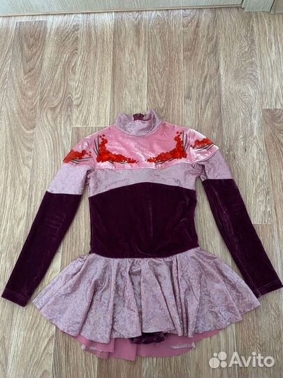 Костюм для фигурного катания 128