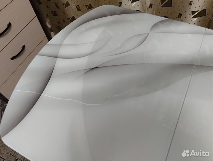 Кухонный стол