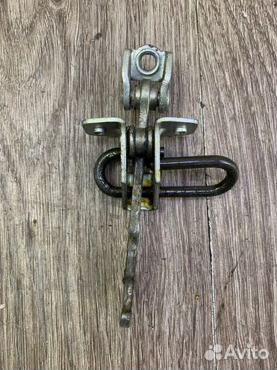 Ограничитель двери задний левый Opel Meriva A