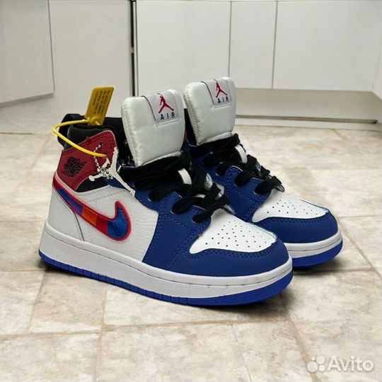 Кроссовки nike air jordan 1