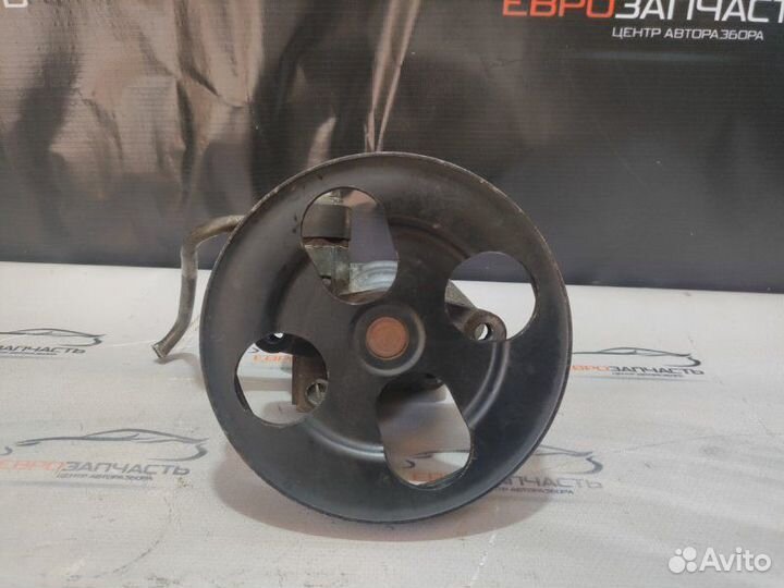 Насос гидроусилителя руля Mitsubishi Space Star