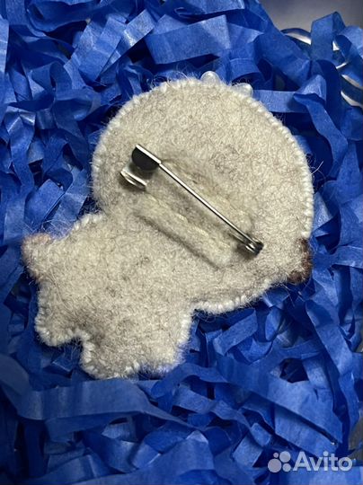 Брошь ручной работы