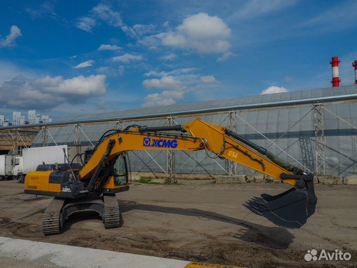 Гусеничный экскаватор XCMG XE225DN, 2023