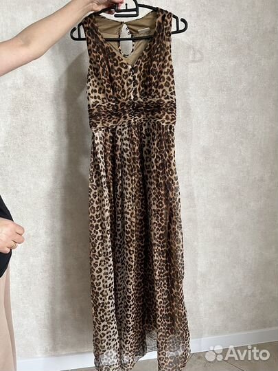 Нарядное платье