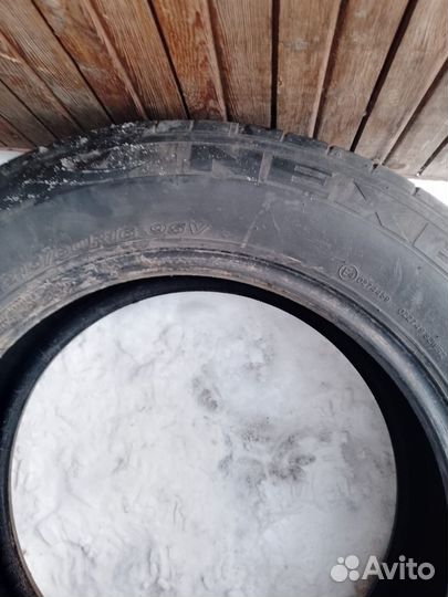 Nexen N'Fera RU5 SUV 215/60 R16