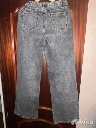Джинсы женские широкие