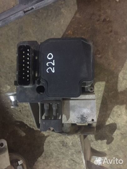 Блок ABS Mercedes W220/S