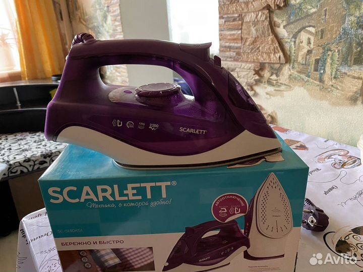 Продаю утюг scarlett