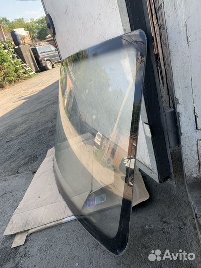 Лобовое стекло на газель 3302