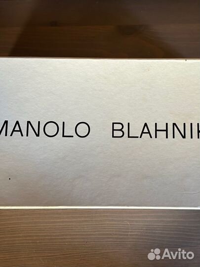 Кожаный клатч Manolo Blahnik