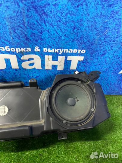 Сабвуфер Audi A6 C6 BAT 2005