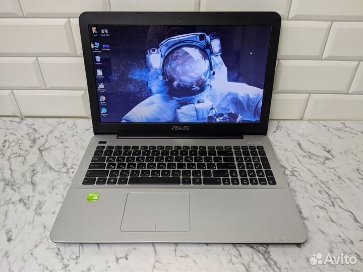 Ноутбук Asus Core i7+ram 12gb+SSD