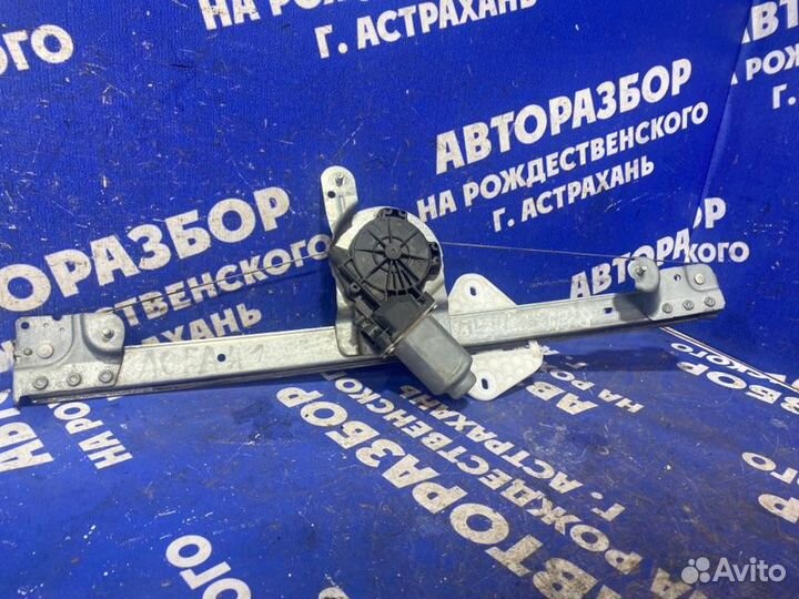 Передний правый стеклоподъемник Renault Logan 1
