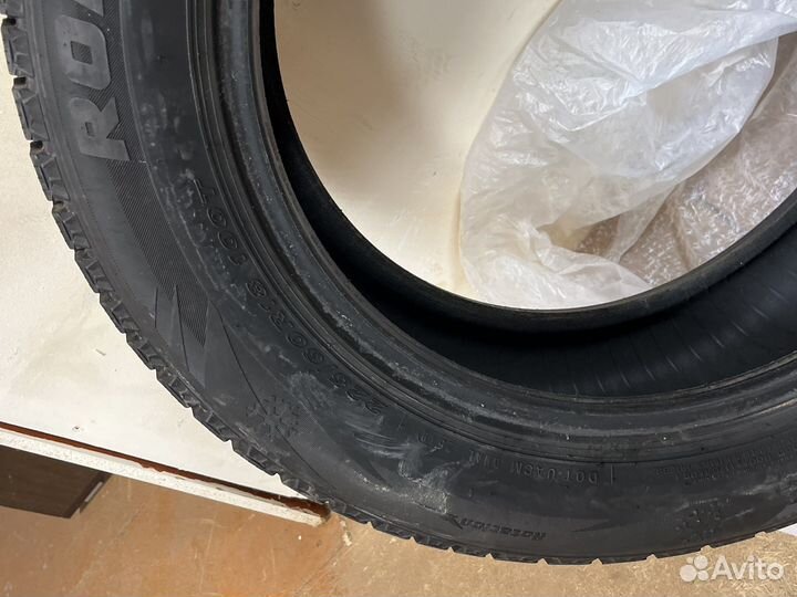 Roadstone Winguard WinSpike 2.25/60 R18