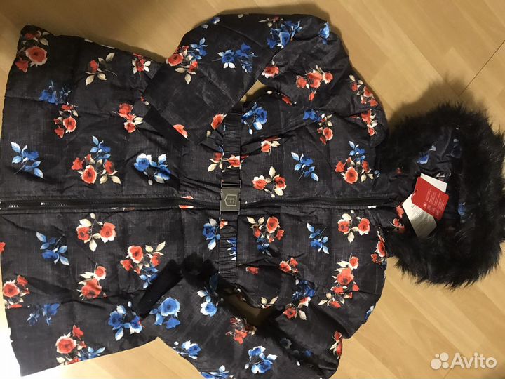 Пальто новое р.152