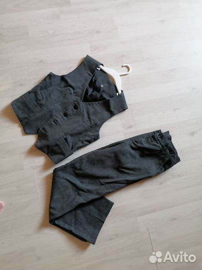 Школьная форма для мальчика серая