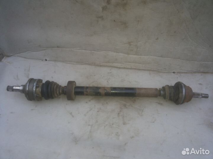 Привод (шрус) МКПП Vw Passat b3