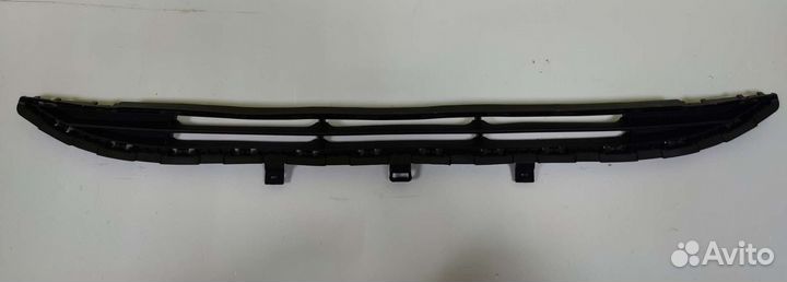 Решетка бампера Hyundai Solaris 17-20