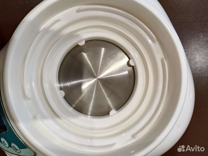 Стерилизатор электрический паровой Kitfort