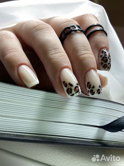 Маникюр педикюр