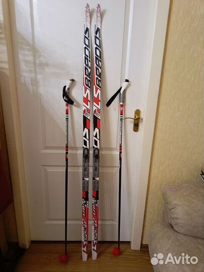 Беговые лыжи и ботинки