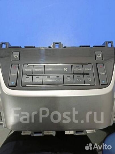 1. Блок управления на Toyota Land Cruiser 200