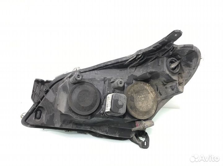 Фара правая Opel Astra H 1.6 I 2006
