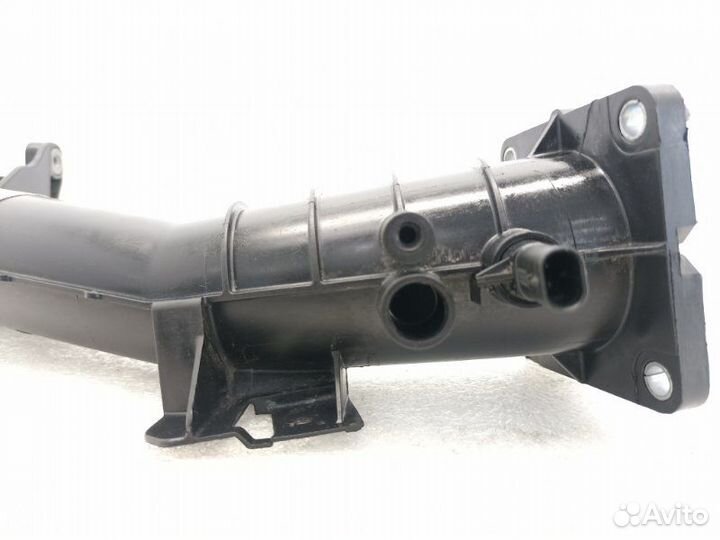 Патрубок интеркулера Mercedes-Benz B-Class W246